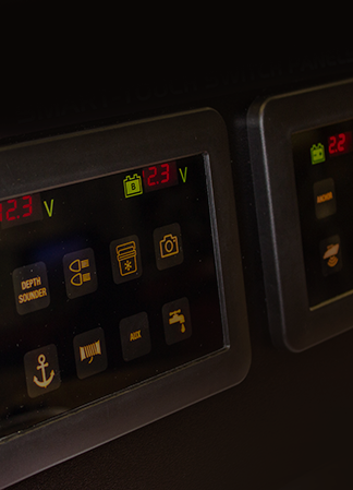KT Commander Smart-Touch Switch Panel